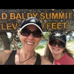 Meet your Posher, Debbie